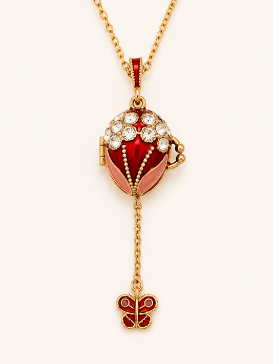 Collar Huevo Fabergé Rojo con Mariposa Secreta