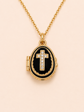 Cargar imagen en el visor de la galería, Dije Huevo Fabergé Negro con Biblia Decorativa