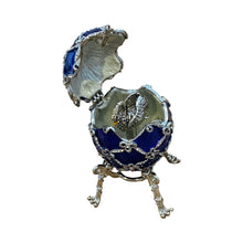 Cargar imagen en el visor de la galería, Huevo Fabergé «Cisne en la cáscara»