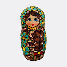 Cargar imagen en el visor de la galería, Matrioshka De Autor. Moscovita. Rusia. Pirograbado 10 Piezas