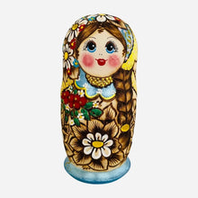 Cargar imagen en el visor de la galería, Matrioshka Autor. Margaritas. Rusia. Pirograbado, Celeste 5