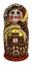 Cargar imagen en el visor de la galería, Matrioshka De Autor. Festiva. Rusia Pirograbado, Roja 7 Pzas