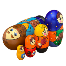 Cargar imagen en el visor de la galería, Matrioshka "Familia musical"