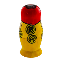 Cargar imagen en el visor de la galería, Matrioshka Muñeca Rusa, Madera 3 Pzs Chica, Semionovka Rusia