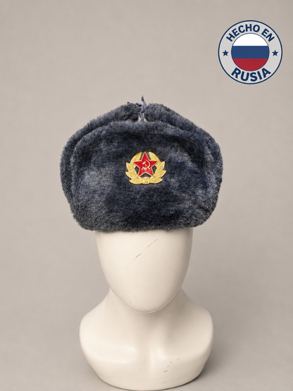 Gorra-Ushanka Rusa Gris con Emblema Soviético
