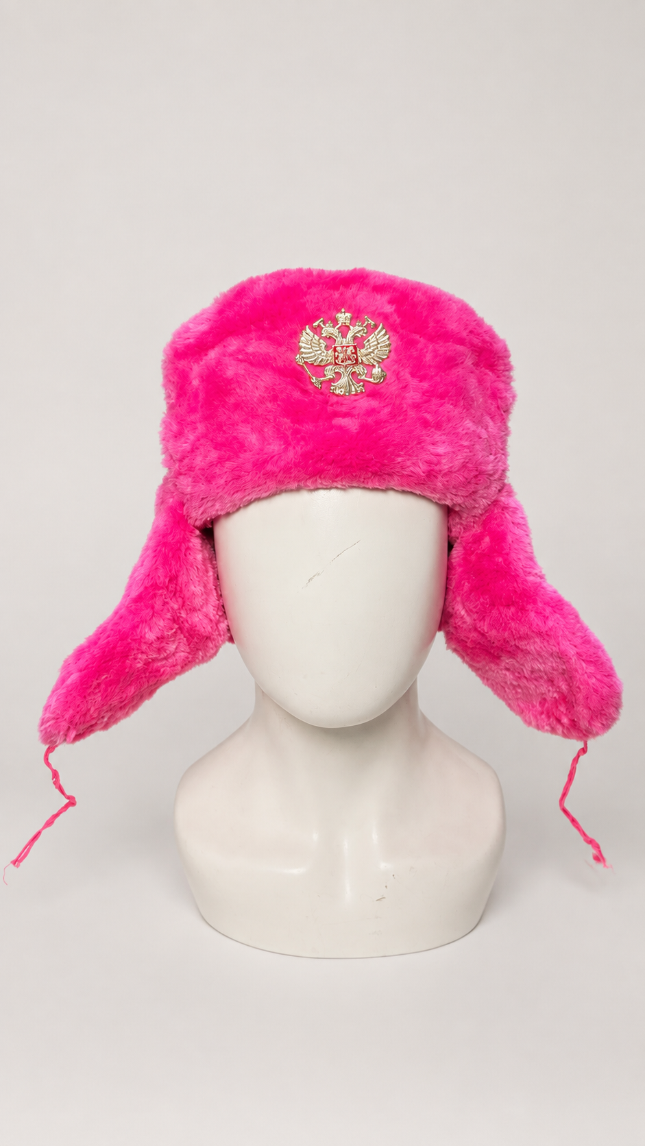 Ushanka Rusa Rosa con Águila Bordada