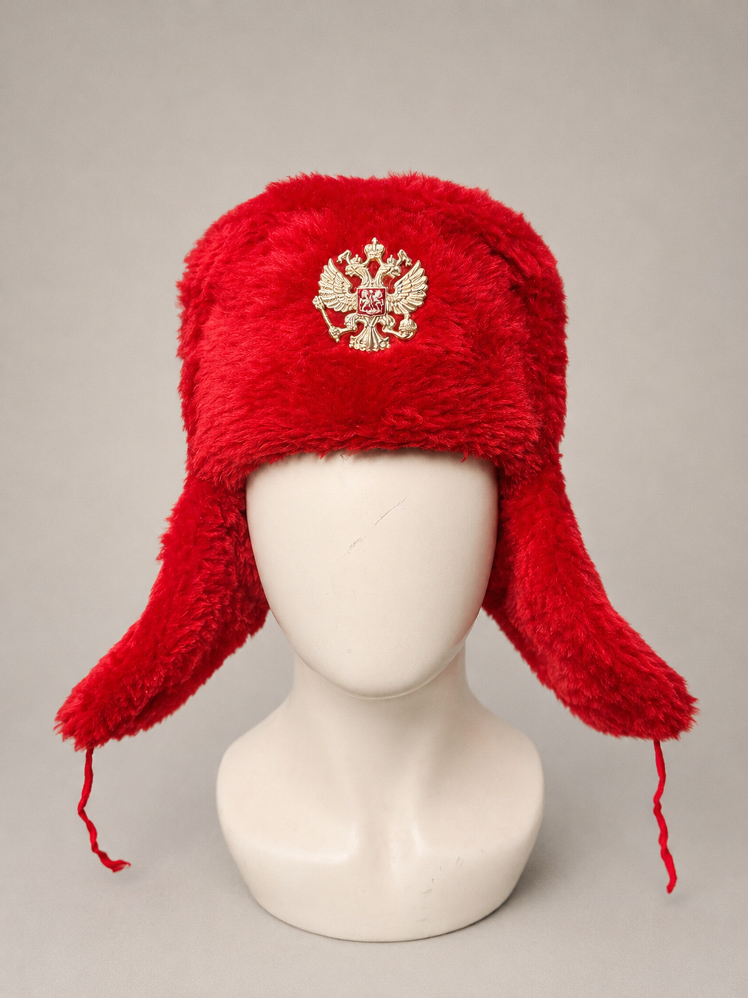 Gorro Ruso Rojo tipo Ushanka con Escudo Ruso