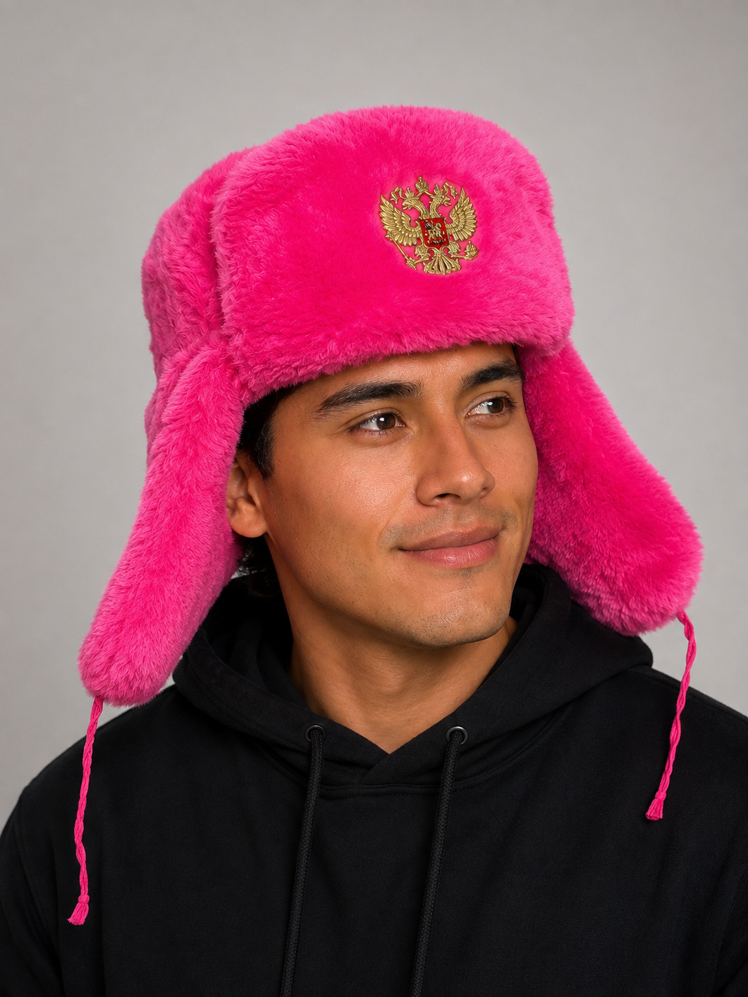 Ushanka Rusa Rosa con Águila Bordada