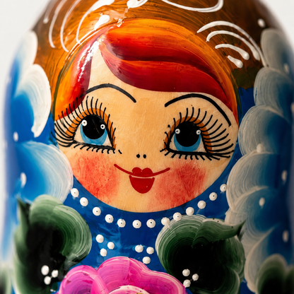 Matrioshka rusa “Rosas Azules”  pintada a mano – 5 piezas | 18 cm