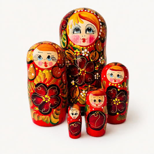 Matrioshka rusa pintada a mano – 5 piezas | 18 cm