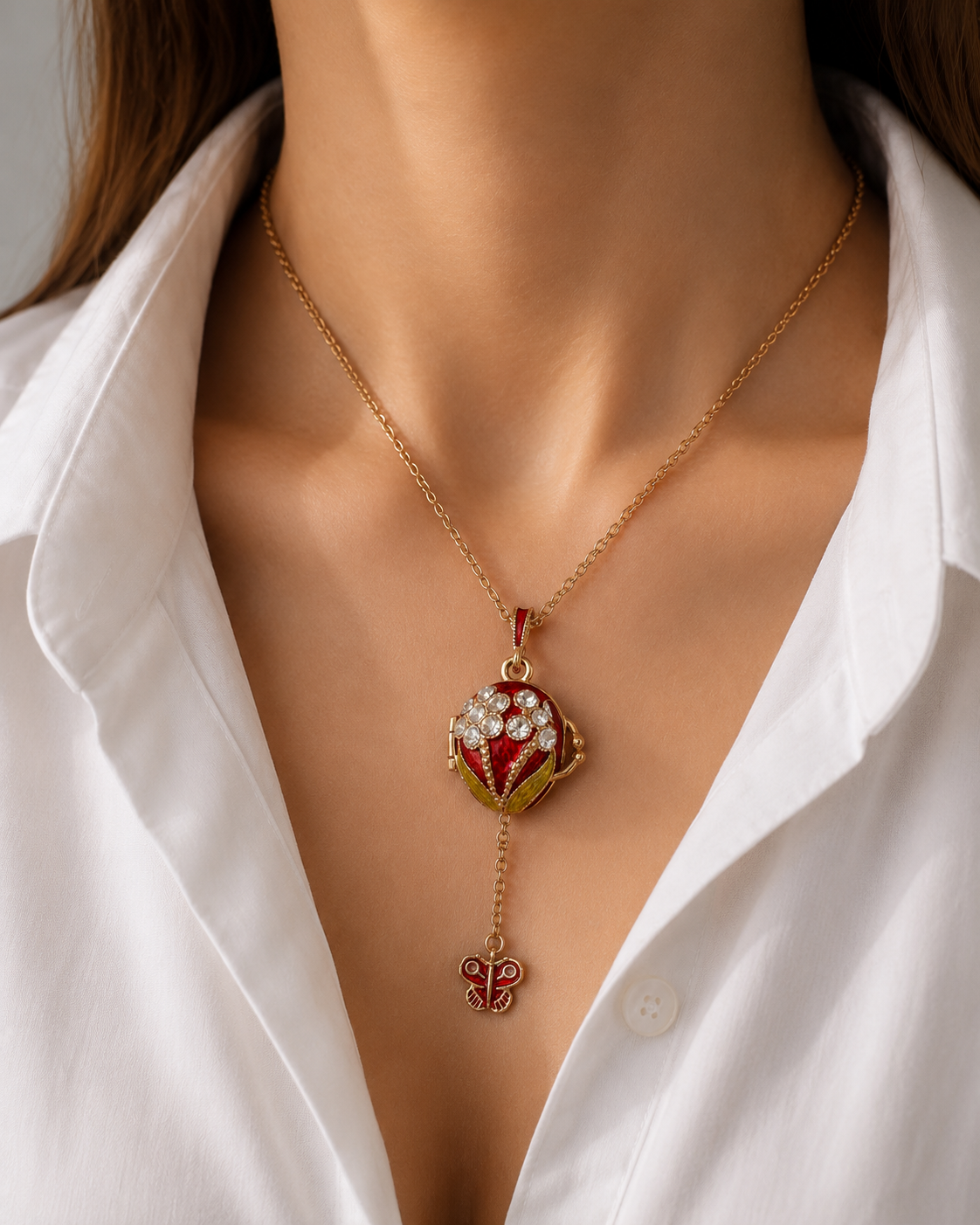 Dije Fabergé «Ramo Escarlata con Mariposa»