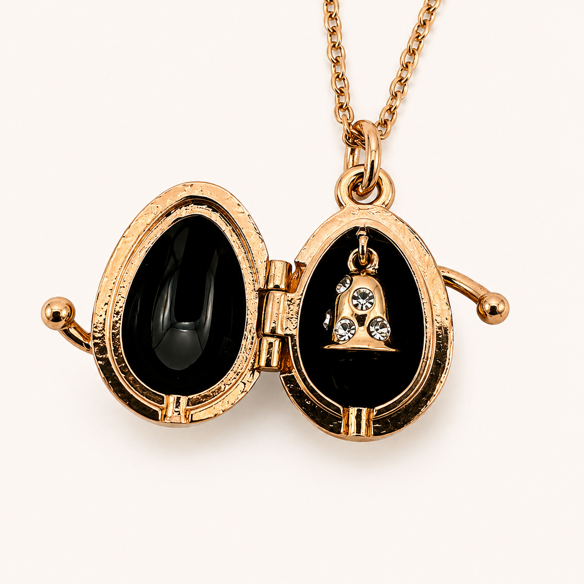 Collar con Relicario Huevo Fabergé Negro con Campana Interior – AKM San Petersburgo (Copy)