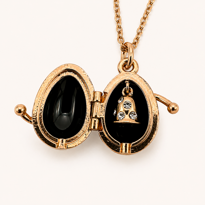 Collar con Relicario Huevo Fabergé Negro con Campana Interior – AKM San Petersburgo (Copy)