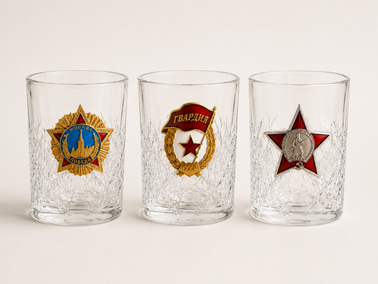 Set de 3 Vasos de Cristal con Emblemas Soviéticos
