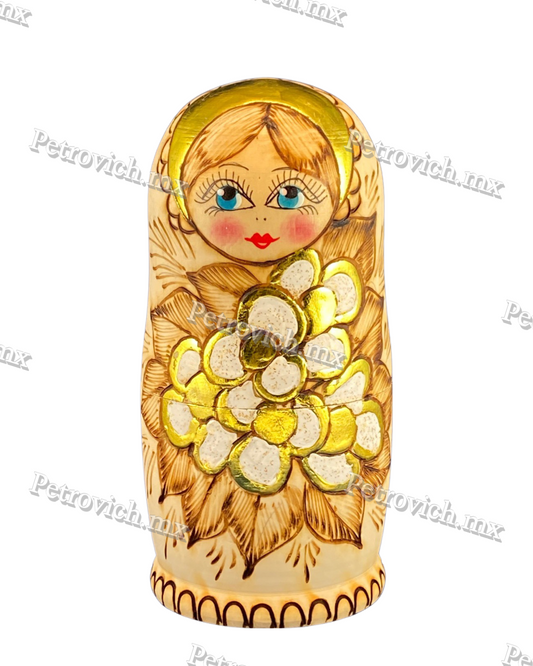 Matrioshka Pirograbado "Flor Dorada"