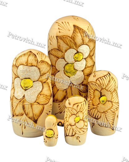 Matrioshka Pirograbado "Flor Dorada"
